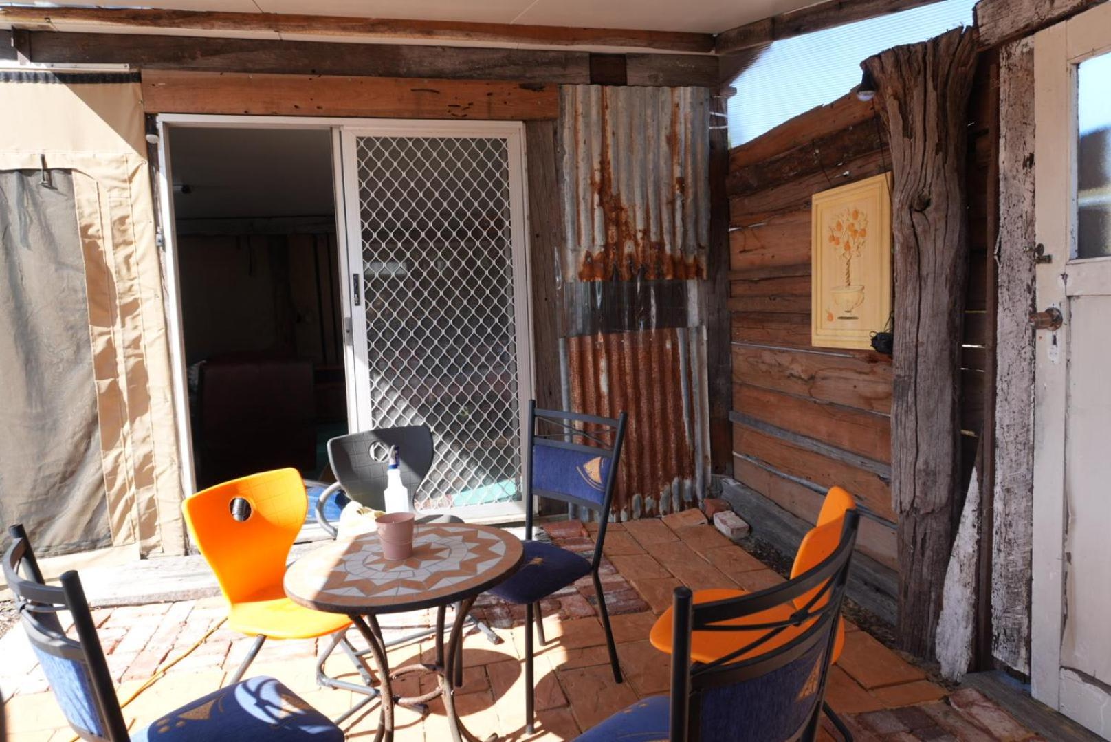Silversprings Spa Retreat Pet Friendly Cottages And Glampings Metricup ภายนอก รูปภาพ